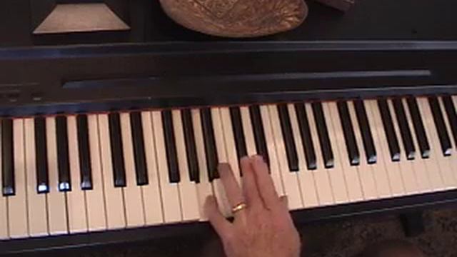 Learn the Major Chords on the piano смотреть онлайн