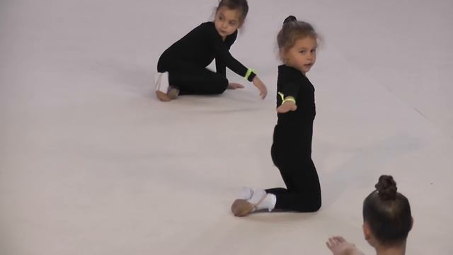 2015-12-26 Лиза гимнастика Черноморск смотреть онлайн