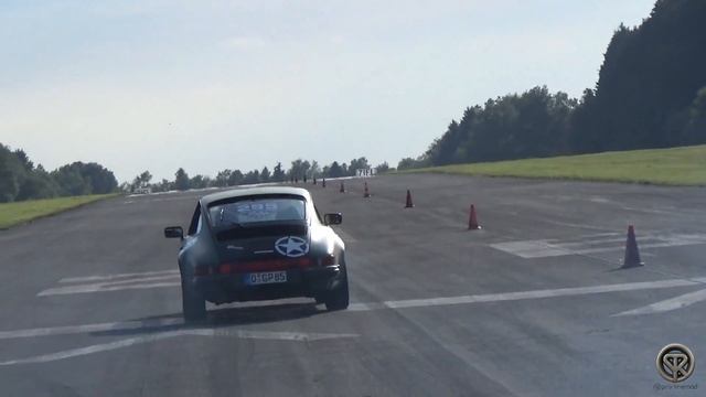 PORSCHE 911 CLASSIC - INSANE BURNOUT! смотреть онлайн