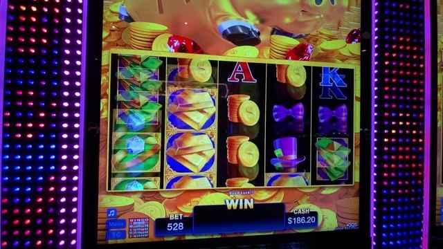 BONUS ON BANKIN BACON 1 CENT DENOM MAX BET. смотреть онлайн