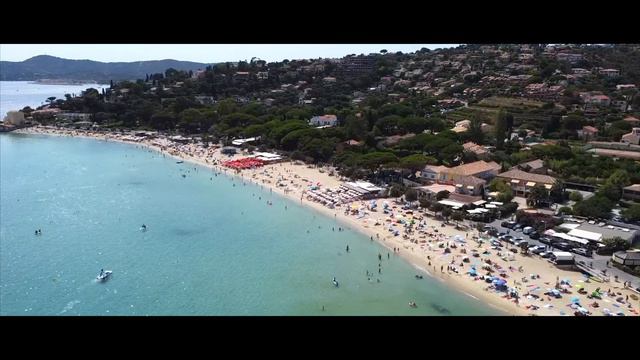 Le Lavandou vu du ciel смотреть онлайн