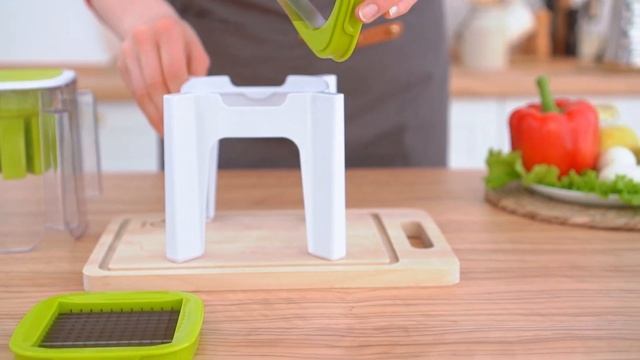 Овощерезка универсальная с контейнером Доляна, 4 сменные насадки, 2 сменных пушера, очиститель