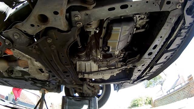 Toyota Auris Hybrid CVT Oil Change 2014