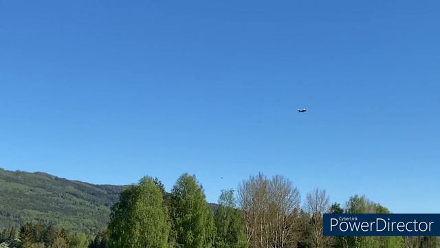 FREEWING F-22 WITH X-45 TURBINE MAIDEN FLIGHT Jan M Berg смотреть онлайн