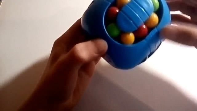 Собираем кубик с шариками смотреть онлайн