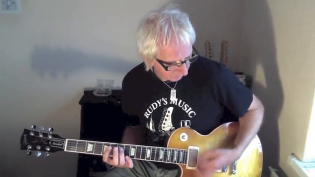 Disco played on a Gibson Les Paul standard. смотреть онлайн