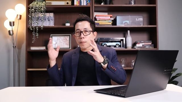 โตโยต้าใช้แพลตฟอร์มใหม่แบบTesla รุกสู้รถEVจีน!! พร้อมแบตโซลิดเสตท เริ่มผลิตจริงปี 2026 จะทันกินไหม! смотреть онлайн