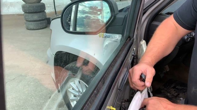 Chevy Tahoe Mirror Removal 2008-2012 - Autowrecking.com смотреть онлайн