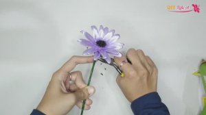 Сделай сам _ Как легко сделать цветы из атласных лент _