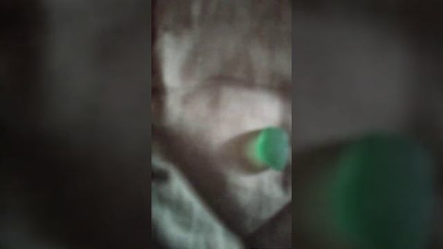 Зелёный камень который я нашла на море смотреть онлайн