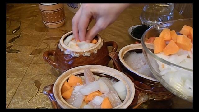 ВКУСНЫЙ СОЧНЫЙ МИНТАЙ ЗАПЕЧЕННЫЙ В ГОРШОЧКАХ С ОВОЩАМИ ПОСТНЫЙ РЕЦЕПТ УХА ПП ДИЕТА КАК ПРИГОТОВИТЬ