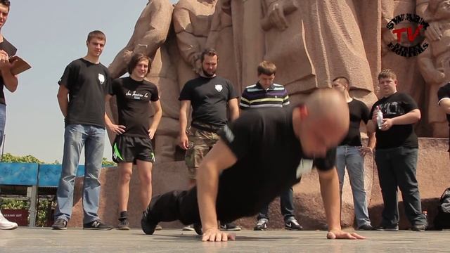 "Swarm Street Fighters" марафон по отжиманиям.Киев.mpg смотреть онлайн