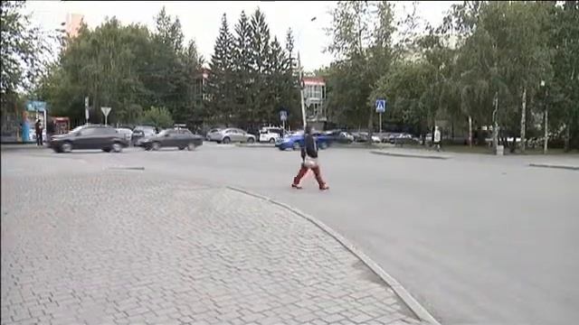 На Красном проспекте начали ликвидировать парковочные карманы смотреть онлайн