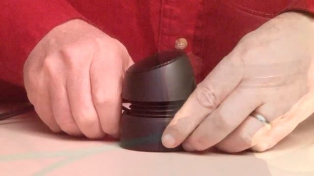 iHome iHM79 Rechargeable Portable Speakers Demo | Crutchfield Video смотреть онлайн
