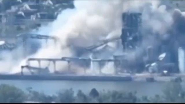 Прилёт четырёх ФАБ-500 на Херсонском направлении. смотреть онлайн