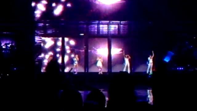 Spice Girls - Goodbye - 20-12-2007 смотреть онлайн