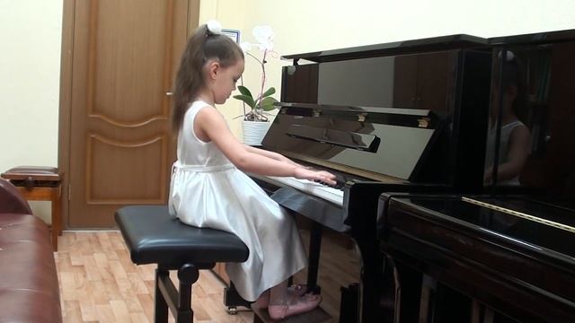 Соловьева Александра (7 лет) смотреть онлайн