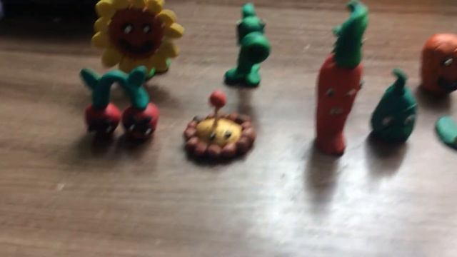 Мои поделки из пластилина растения против зомби смотреть онлайн