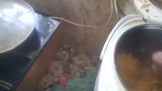 Как готовить гороховую кашу в мультиварке-2 | Видео о жизни переселенцев из Донбасса. смотреть онлайн