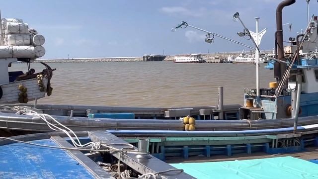 Korea. ЧУСОК. ДЕНЬ ВТОРОЙ. Часть 3 / УЕХАЛИ К МОРЮ / ЖЕЛТОЕ МОРЕ смотреть онлайн