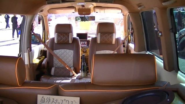 Honda Step WGN Japan Style　　ドレスアップミーティング2013 смотреть онлайн