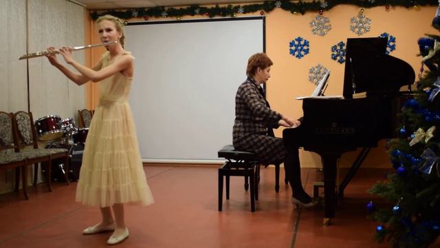Алиса Козенкова А. Вивальди концерт G-dur первая часть смотреть онлайн