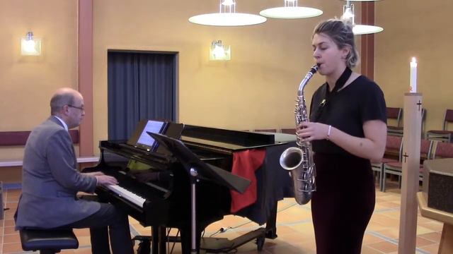 Adolphe Adam – Cantique de Noël (O, Holy Night) / Alto sax and piano смотреть онлайн