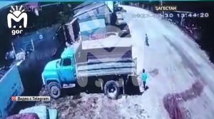 В Табасаранском районе ребенок упал с велосипеда и умер