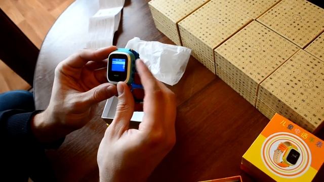 Детские умные часы Smart Baby Watch Q60. Распаковка смотреть онлайн