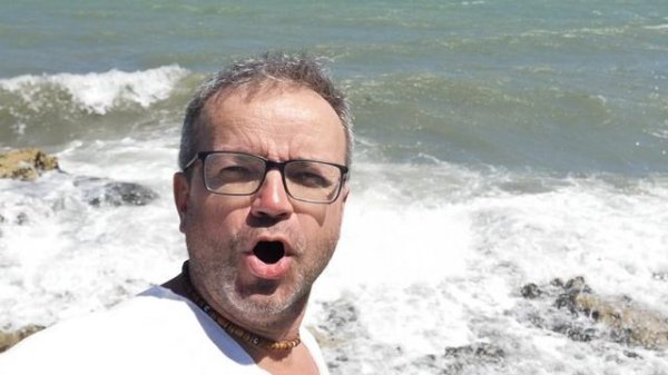 O more-more_singer_varadero.MP4