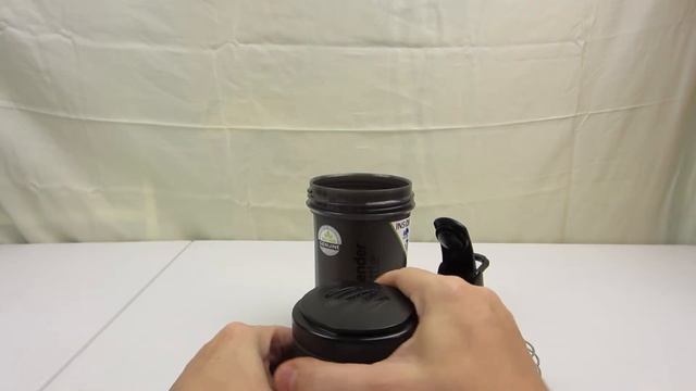 Convenient Container Combines: Blender Bottle ProStak Review смотреть онлайн