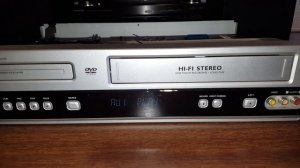 Запись с CD на  VHS. Philips DVD755VR.