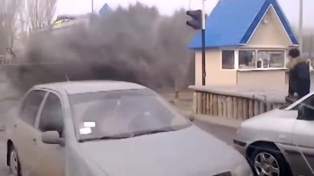 Картина Скрепецкого оказалась пророческой -на день косонавтики росеяне будут жечь чучело Илона Маск смотреть онлайн