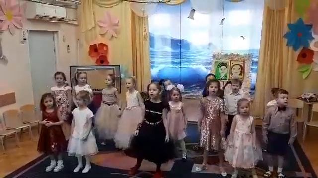 Мама. Очень трогательная песня к 8 Марта смотреть онлайн