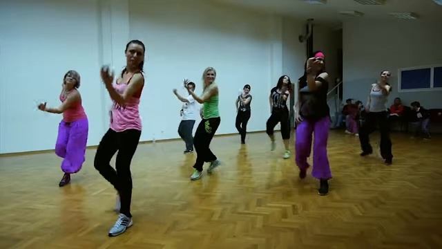 Zumba Fitness La Zumba buena смотреть онлайн