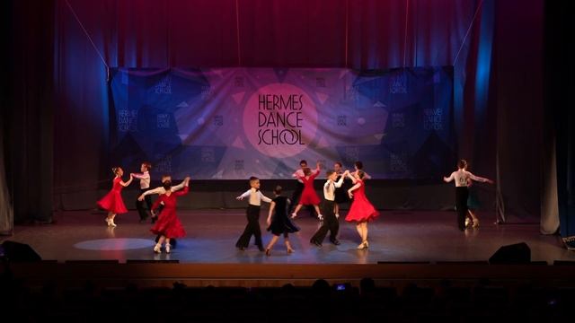 Дуэты, Категория 9-12 лет, ТСК «Елена Данс», Ча-ча-ча, Самба. Румба, Джайв смотреть онлайн