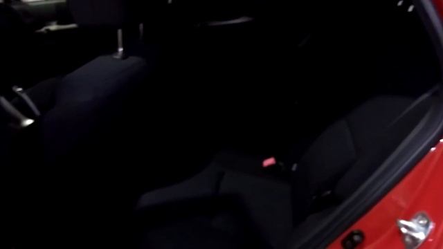 Toyota Auris 1.6i 125cv Luna Plus - 5.500€ смотреть онлайн