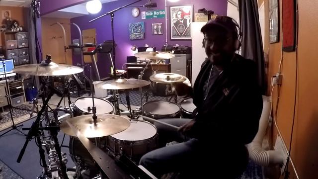Nate Morton - Garudio Tracks: Experiment #1 смотреть онлайн