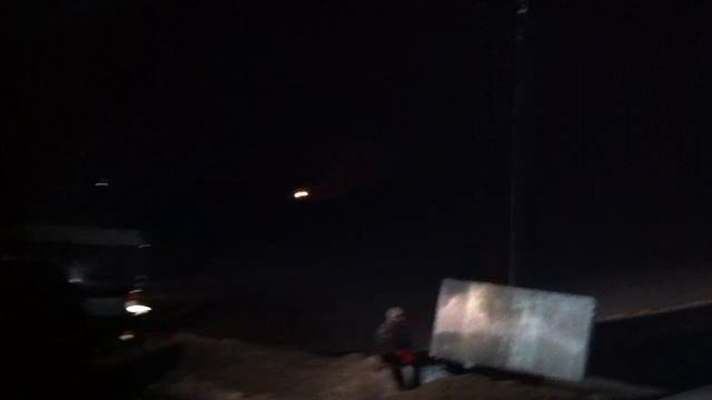 Пиление льда для изготовления ледяных скульптур смотреть онлайн