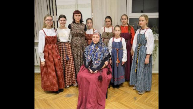 "Вниз по матушке по Волге" смотреть онлайн