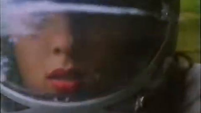 Actress Gina Bellman In Crash Helmet from Black Eyes 1989 смотреть онлайн