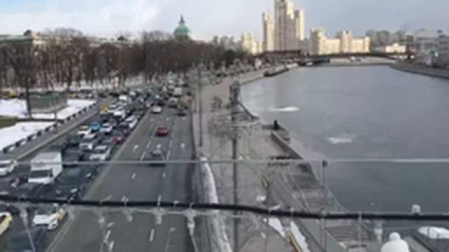 Москва Кремль парк Зарядье ВДНХ смотреть онлайн