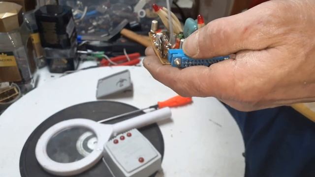 обзор блока защиты эл двигателя УЭЗ золото паладий серебро смотреть онлайн