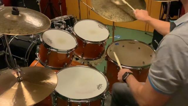 Colours - Phil Collins (drumcover by Barry Lok) смотреть онлайн