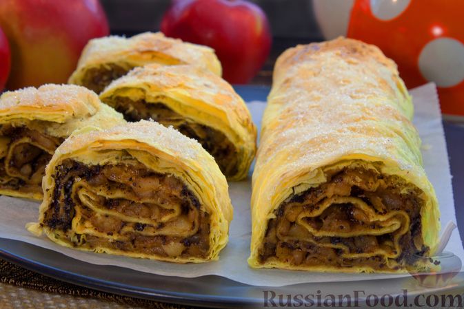 Лаваш вместо теста – это удобно!
РУЛЕТ ИЗ ЛАВАША С ЯБЛОКАМИ, МАКОМ И КОРИЦЕЙ