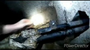 Течь отопления, свищь в трубе, хомут.