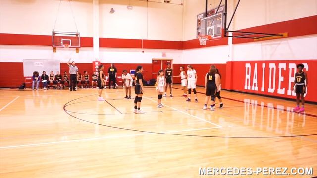 Taft JV vs Brennan JV Girls Basketball 1/21/20 (Mercedes Perez - White Jersey #20) смотреть онлайн