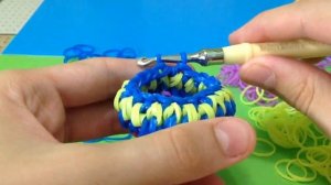 Корзинка из резинок воздушными петлями на крючке  для овощей
