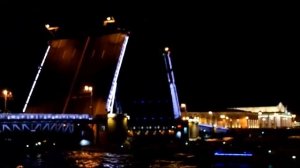 ДВОРЦОВЫЙ МОСТ.  САНКТ ПЕТЕРБУРГ