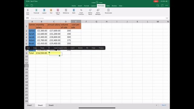 Excel on iPad beginners tutorial under one minute - how to do basic sum of data. смотреть онлайн